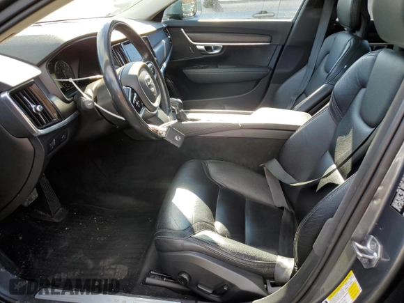 2017 Volvo V90 z VIN YV4A22NL2H1006186, wystawiony jako Copart lot #80231784 z przebiegiem 79 486 mil mil oraz Szkoda całkowita • Salvage title. Historia ofert i sprzedaży dostępna na DreamBid. Obrazek 7.