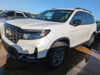 2024 Honda Passport TrailSport with VIN 5FNYF8H60RB002452, listed as a Copart auction lot 74964774 with 0 mi miles and Non Repairable. Bid and sale history available at carsss.com. Image 1.