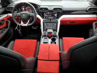 2022 Lamborghini Urus z VIN ZPBCA1ZL8NLA19732, wystawiony jako Copart lot #65918344 z przebiegiem 22 122 mil mil oraz Szkody całkowita. Historia ofert i sprzedaży dostępna na DreamBid. Obrazek 8.