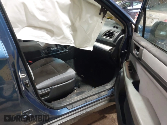 2019 Subaru Outback Premium z VIN 4S4BSAFCXK3313788, wystawiony jako IAAI lot #42515325 z przebiegiem 109 186 mil mil oraz . Historia ofert i sprzedaży dostępna na DreamBid. Obrazek 5.