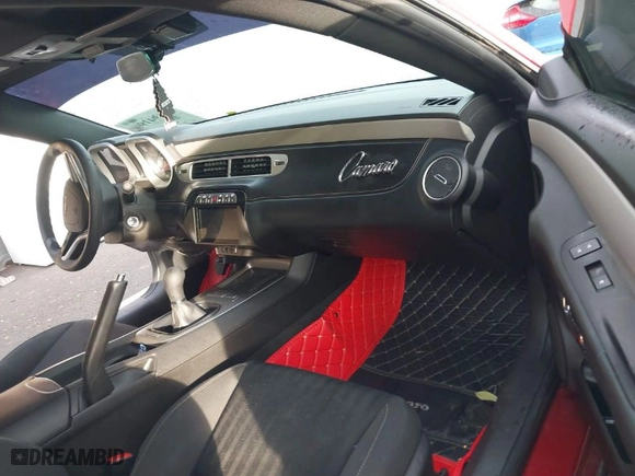 2015 Chevrolet Camaro LS with VIN 2G1FA1E30F9177672, listed as a IAAI auction lot 40694196 with 113535 miles. Bid and sale history available at carsss.com. Image 5.