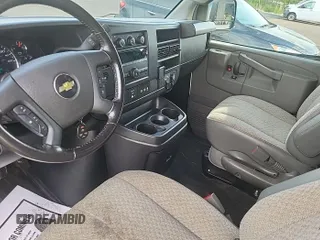 2022 Chevrolet Express Cargo with VIN 1GCWGAFP1N1185077, listed as a IAAI auction lot 42621028 with 85,739 mi miles and . Bid and sale history available at DreamBid. Image 10.