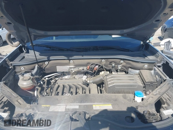 2021 Volkswagen Atlas SE with VIN 1V2WE2CA9MC234751, listed as a IAAI auction lot 41979424 with 30,132 mi miles and . Bid and sale history available at DreamBid. Image 10.