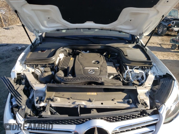 2019 Mercedes-Benz GLC with VIN WDC0G4KB1KF656137, listed as a Copart auction lot 73082562 with 35,893 mi miles. Bid and sale history available at carsss.com. Image 13.