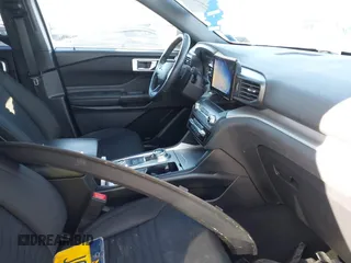 2020 Ford Explorer XLT z VIN 1FMSK8DH1LGC07778, wystawiony jako IAAI lot #41526657 z przebiegiem 65 299 mil mil oraz . Historia ofert i sprzedaży dostępna na DreamBid. Obrazek 5.