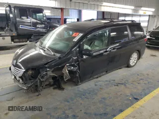 2016 Toyota Sienna Limited z VIN 5TDDK3DC0GS135570, wystawiony jako Copart lot #43737865 z przebiegiem 157 542 mil mil oraz Szkoda całkowita • Salvage title. Historia ofert i sprzedaży dostępna na DreamBid. Obrazek 1.