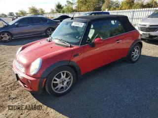 2008 MINI Convertible with VIN WMWRF33508TF67799, listed as a Copart auction lot 74920224 with 285,684 mi miles and Salvage Title. Bid and sale history available at DreamBid. Image 1.