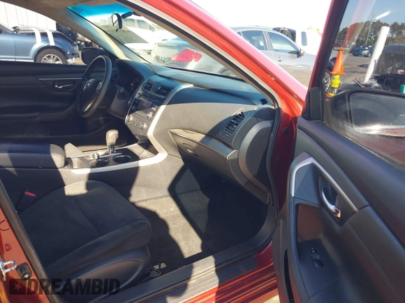 2015 Nissan Altima 2.5 S with VIN 1N4AL3AP9FN888824, listed as a IAAI auction lot 42037037 with 192,509 mi miles. Bid and sale history available at carsss.com. Image 5.