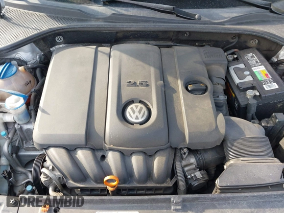 2013 Volkswagen Passat S with VIN 1VWAP7A31DC073445, listed as a IAAI auction lot 41776843 with 212,259 mi miles and . Bid and sale history available at DreamBid. Image 10.