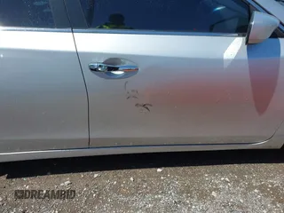 2014 Nissan Altima 2.5 S with VIN 1N4AL3AP8EC117281, listed as a IAAI auction lot 41994220 with 214,605 mi miles. Bid and sale history available at carsss.com. Image 6.