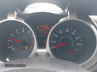 2014 Nissan Juke SV with VIN JN8AF5MR5ET362070, listed as a IAAI auction lot 42176294 with 101,489 mi miles and . Bid and sale history available at carsss.com. Image 7.