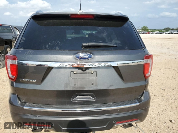 2018 Ford Explorer Limited с VIN 1FM5K7F81JGC26512, выставлен на аукционе Copart как лот 54957005 с пробегом 159 925 миль миль и Списание • Salvage title. История ставок и продаж доступна на DreamBid. Изображение 6.