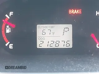 2009 Toyota Matrix S with VIN 2T1KE40E69C009155, listed as a IAAI auction lot 42336551 with 212,876 mi miles and . Bid and sale history available at DreamBid. Image 15.