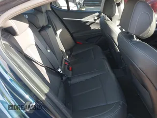 2020 Genesis G70 2.0T z VIN KMTG64LA1LU062420, wystawiony jako IAAI lot #42260170 z przebiegiem 68 450 mil mil oraz . Historia ofert i sprzedaży dostępna na DreamBid. Obrazek 8.