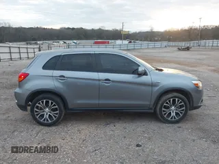 2018 Mitsubishi Outlander ES z VIN JA4AP3AU1JZ034958, wystawiony jako IAAI lot #41298536 z przebiegiem 145 267 mil mil oraz . Historia ofert i sprzedaży dostępna na DreamBid. Obrazek 14.