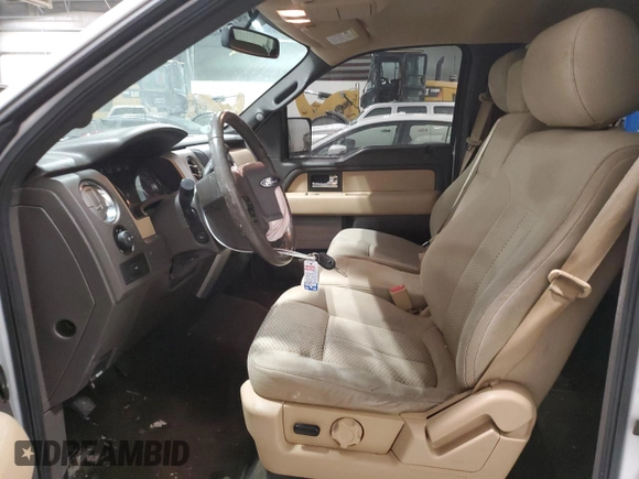 2014 Ford F-150 XL with VIN 1FTEW1CM1EFC85482, listed as a Copart auction lot 45533885 with 207,738 mi miles and Salvage Title. Bid and sale history available at carsss.com. Image 7.