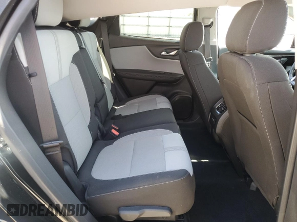2023 Chevrolet Blazer LT z VIN 3GNKBHR44PS176048, wystawiony jako Copart lot #56569765 z przebiegiem 25 619 mil mil oraz Nie do naprawy • Non repairable. Historia ofert i sprzedaży dostępna na DreamBid. Obrazek 10.