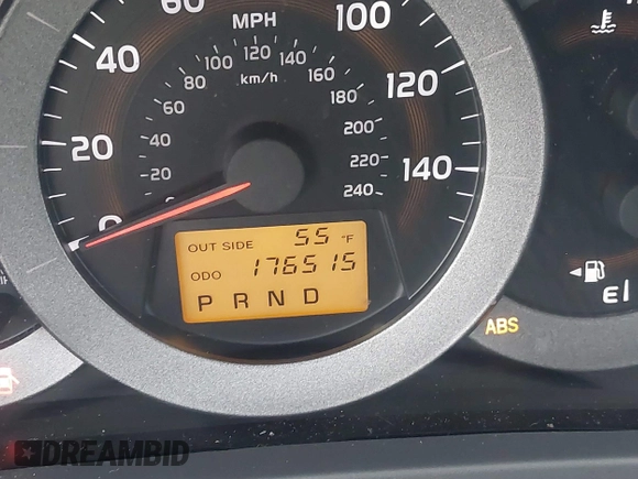 2006 Toyota RAV4 Sport with VIN JTMBK32V266009852, listed as a IAAI auction lot 41664566 with 176,515 mi miles. Bid and sale history available at carsss.com. Image 16.