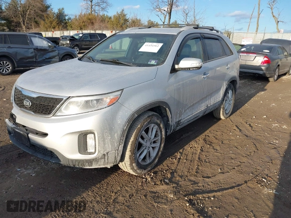 2015 Kia Sorento LX with VIN 5XYKT4A7XFG620814, listed as a IAAI auction lot 41454361 with 155,422 mi miles. Bid and sale history available at carsss.com. Image 19.
