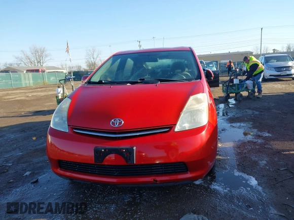 2006 Toyota Prius with VIN JTDKB20U767064991, listed as a IAAI auction lot 41806227 with 197,166 mi miles. Bid and sale history available at carsss.com. Image 12.