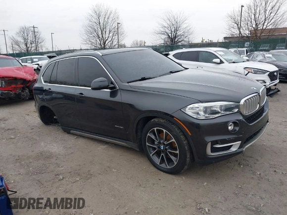 2017 BMW X5 xDrive35i with VIN 5UXKR0C37H0V83231, listed as a IAAI auction lot 41132304 with 1 mi miles. Bid and sale history available at carsss.com. Image 1.