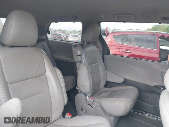 2017 Toyota Sienna XLE Auto Access Seat with VIN 5TDYZ3DC2HS845245, listed as a IAAI auction lot 42161078 with 154,418 mi miles and . Bid and sale history available at DreamBid. Image 8.