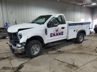 2019 Ford Super Duty F-250 SRW XL with VIN 1FDBF2B61KEC55892, listed as a Copart auction lot 49674695 with 137,749 mi miles and Non Repairable. Bid and sale history available at carsss.com. Image 1.