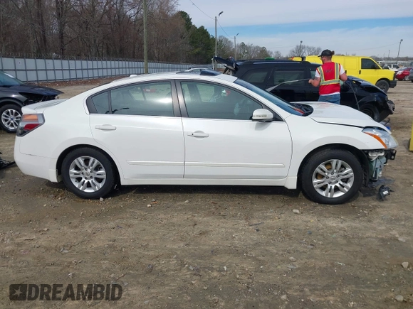 2012 Nissan Altima S z VIN 1N4AL2AP5CC230919, wystawiony jako IAAI lot #41611075 z przebiegiem 126 456 mil mil oraz . Historia ofert i sprzedaży dostępna na DreamBid. Obrazek 14.