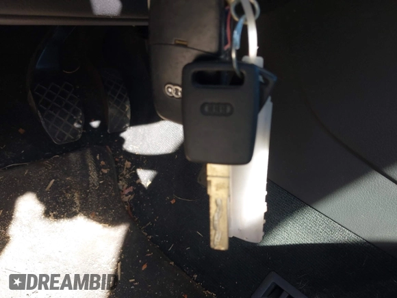 2005 Audi A4 3.0L с VIN WAULT68E35A006168, выставлен на аукционе IAAI как лот 41843262 с пробегом 125 218 миль миль и . История ставок и продаж доступна на DreamBid. Изображение 11.