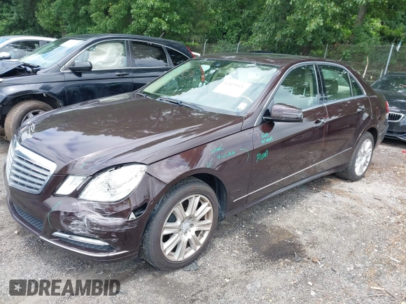 2013 Mercedes-Benz E 350 Luxury z VIN WDDHF5KB7DA663228, wystawiony jako IAAI lot #42429426 z przebiegiem 169 457 mil mil oraz . Historia ofert i sprzedaży dostępna na DreamBid. Obrazek 17.