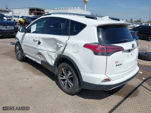 2018 Toyota RAV4 XLE with VIN JTMWFREV1JD113340, listed as a IAAI auction lot 41787827 with 53,903 mi miles. Bid and sale history available at carsss.com. Image 3.