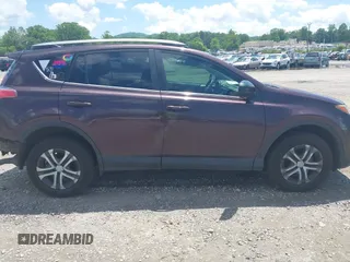 2018 Toyota RAV4 LE with VIN 2T3BFREV2JW781018, listed as a IAAI auction lot 42302802 with 44,165 mi miles and . Bid and sale history available at DreamBid. Image 13.