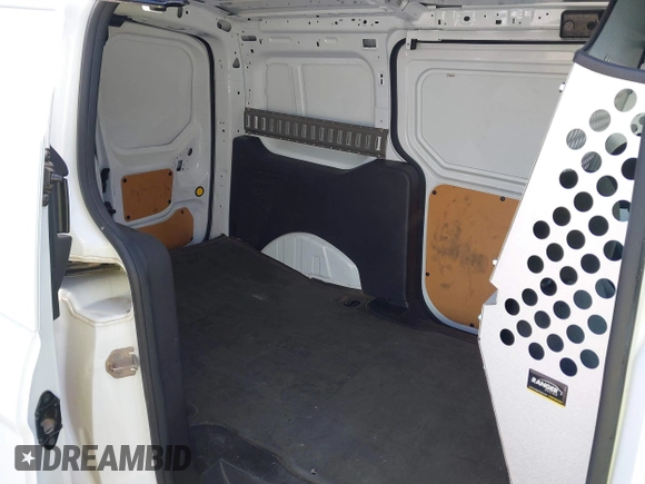 2018 Ford Transit Connect XL z VIN NM0LS7E78J1358798, wystawiony jako IAAI lot #40569925 z przebiegiem 59 359 mil mil oraz . Historia ofert i sprzedaży dostępna na DreamBid. Obrazek 8.
