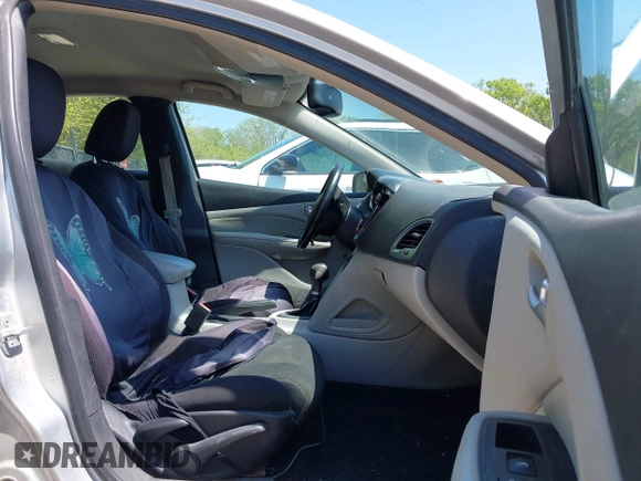 2013 Dodge Dart SXT with VIN 1C3CDFBAXDD289370, listed as a IAAI auction lot 42073183 with 109,393 mi miles. Bid and sale history available at carsss.com. Image 5.