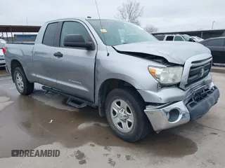 2012 Toyota Tundra z VIN 5TFRM5F10CX045623, wystawiony jako IAAI lot #41555736 z przebiegiem 109 923 mil mil oraz . Historia ofert i sprzedaży dostępna na DreamBid. Obrazek 1.
