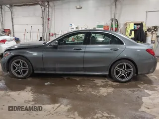 2021 Mercedes-Benz C 300 z VIN W1KWF8EBXMR637714, wystawiony jako IAAI lot #41346253 z przebiegiem 45 382 mil mil oraz . Historia ofert i sprzedaży dostępna na DreamBid. Obrazek 14.