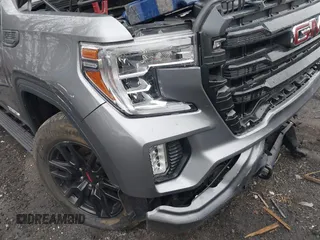 2022 GMC Sierra 1500 Limited Elevation with VIN 3GTP9CEK8NG149761, listed as a IAAI auction lot 41516774 with 31,957 mi miles. Bid and sale history available at carsss.com. Image 17.