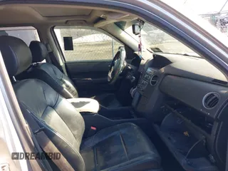 2013 Honda Pilot EX-L with VIN 5FNYF3H59DB015574, listed as a IAAI auction lot 38777512 with Not Provided miles and . Bid and sale history available at DreamBid. Image 5.