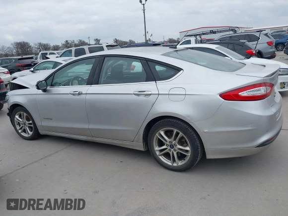 2016 Ford Fusion SE Hybrid with VIN 3FA6P0LU2GR340755, listed as a IAAI auction lot 41673932 with 191,650 mi miles. Bid and sale history available at carsss.com. Image 15.