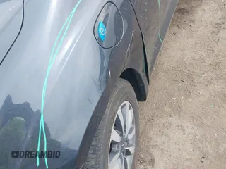 2021 Chrysler Pacifica Hybrid Touring L z VIN 2C4RC1L7XMR593987, wystawiony jako IAAI lot #41855966 z przebiegiem 72 685 mil mil oraz . Historia ofert i sprzedaży dostępna na DreamBid. Obrazek 6.