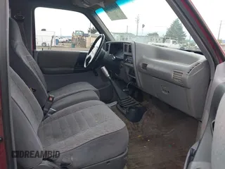 1994 Ford Ranger with VIN 1FTCR14A0RPC45056, listed as a IAAI auction lot 41885553 with 205,761 mi miles and . Bid and sale history available at DreamBid. Image 5.