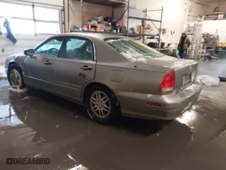 2002 Mitsubishi Diamante LS with VIN 6MMAP67P32T005867, listed as a IAAI auction lot 41586460 with 390,586 mi miles. Bid and sale history available at carsss.com. Image 3.