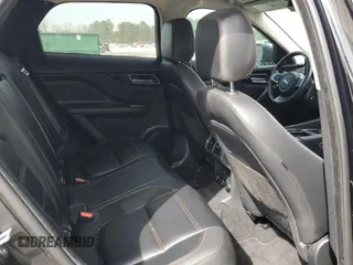 2020 Jaguar F-Pace 30t Prestige z VIN SADCK2GX9LA632858, wystawiony jako Copart lot #44627085 z przebiegiem 60 173 mil mil oraz Szkody całkowita. Historia ofert i sprzedaży dostępna na DreamBid. Obrazek 11.