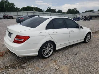 2014 Mercedes-Benz C 250 Sport with VIN WDDGF4HB4ER307402, listed as a Copart auction lot 60545145 with 131,283 mi miles and Salvage title. Bid and sale history available at DreamBid. Image 3.