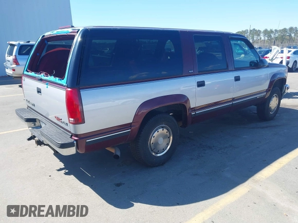 1994 GMC Suburban с VIN 1GKFK16K3RJ768618, выставлен на аукционе IAAI как лот 41795895 с пробегом 206 124 миль миль и . История ставок и продаж доступна на DreamBid. Изображение 4.