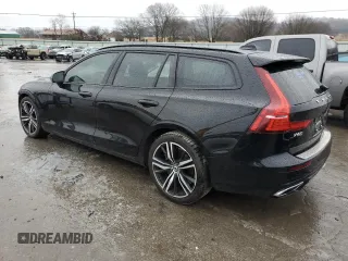 2020 Volvo V60 z VIN YV1102EM2L2366282, wystawiony jako Copart lot #78076903 z przebiegiem 27 977 mil mil oraz . Historia ofert i sprzedaży dostępna na DreamBid. Obrazek 2.