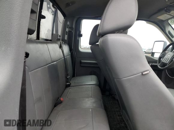 2011 Ford F-250 XL with VIN 1FT7X2BT7BEC61872, listed as a Copart auction lot 47992895 with 221,291 mi miles and Clean Title. Bid and sale history available at DreamBid. Image 10.
