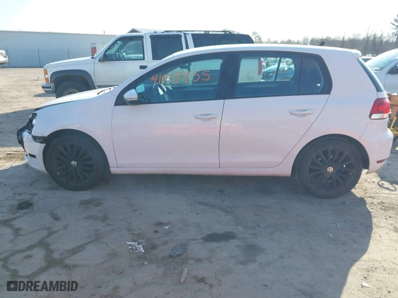 2013 Volkswagen Golf TDI w/Sunroof & Nav with VIN WVWNM7AJ5DW127811, listed as a IAAI auction lot 41417955 with 138,177 mi miles. Bid and sale history available at carsss.com. Image 14.