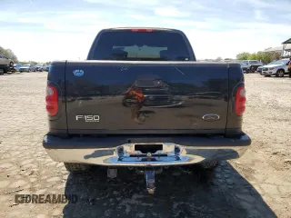 2003 Ford F-150 XLT with VIN 1FTRW08L63KB47470, listed as a Copart auction lot 50400055 with 223,859 mi miles and Salvage Title. Bid and sale history available at carsss.com. Image 6.