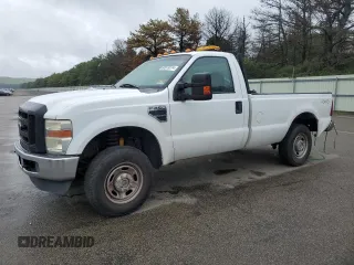 2010 Ford F-250 XL with VIN 1FTNF2B55AEB40901, listed as a Copart auction lot 52671735 with 83,868 mi miles and Non repairable. Bid and sale history available at DreamBid. Image 1.